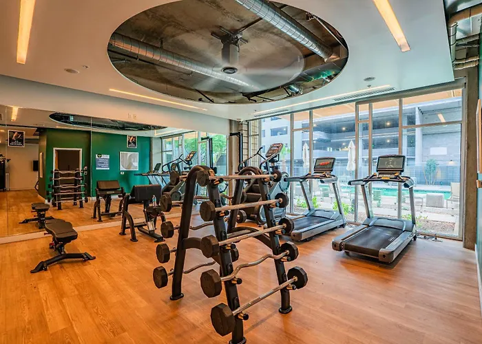 Stylish 1bd - Downtown - Gym, Pool, Parking Apartment Phoenix