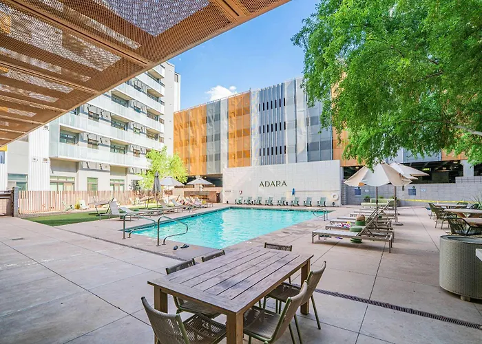 Stylish 1bd - Downtown - Gym, Pool, Parking Apartment *