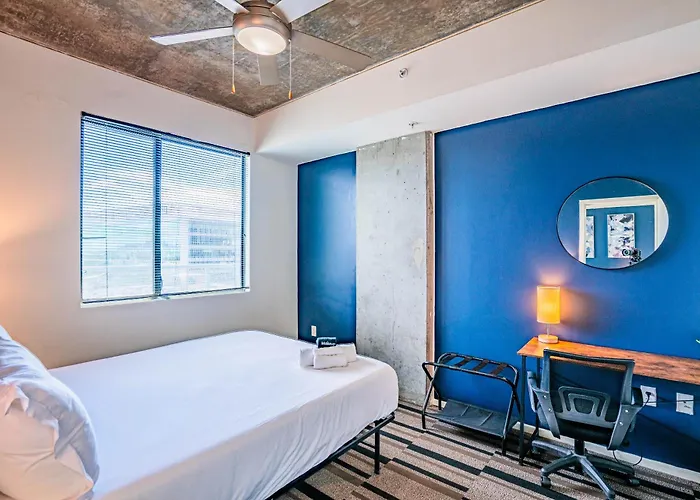 Apartment Stylish 1bd - Downtown - Gym, Pool, Parking Phoenix