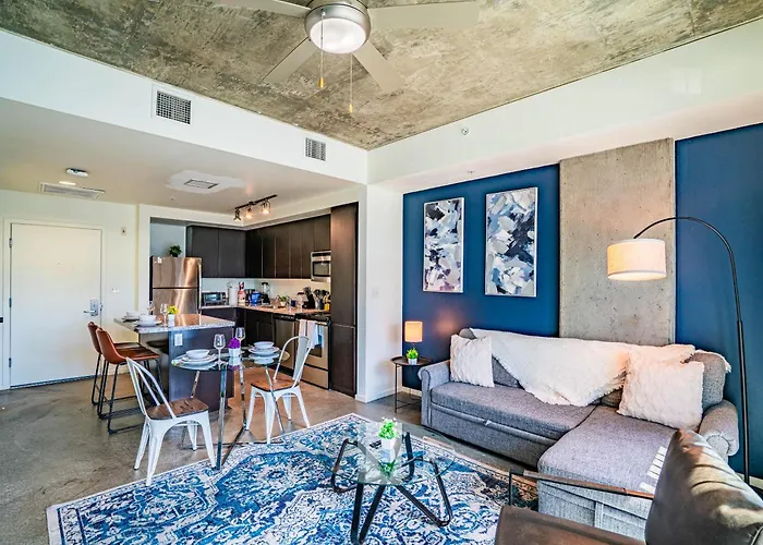 Apartment Stylish 1bd - Downtown - Gym, Pool, Parking