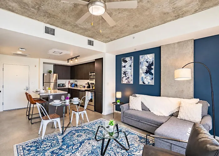 Apartment Stylish 1bd - Downtown - Gym, Pool, Parking Phoenix